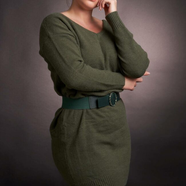 Robe pull Coura vert kaki – Image 3